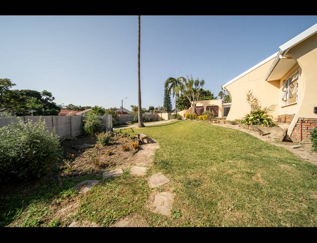 5 BEDROOM HOUSE FOR SALE IN BEACON BAY